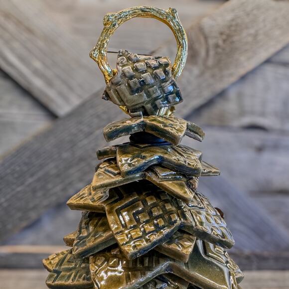 Textured Clay Pottery Christmas Tree w/ Wooden Base & Gold Toned Tree Topper 10" - Picture 5 of 7